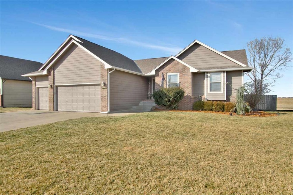 3905 N Rutgers St, Maize, KS 67101 - photo 1