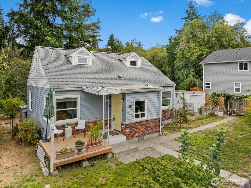 911 Hull Ave, Port Orchard, WA 98366 - photo 1