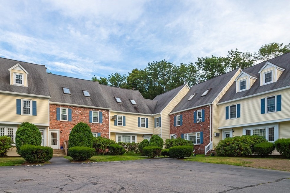 478 Foundry St unit 3, South Easton, MA 02375 - photo 1