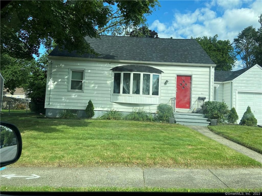 95 Barclay St, Bridgeport, CT 06610 - photo 1