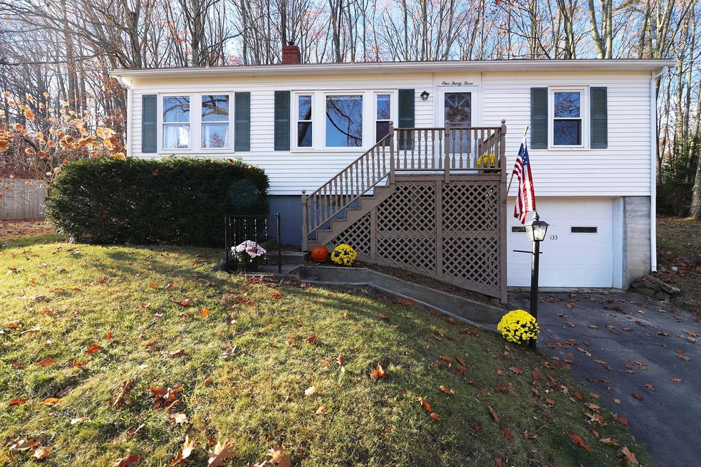 133 Narragansett St, Gorham, ME 04038 - photo 1