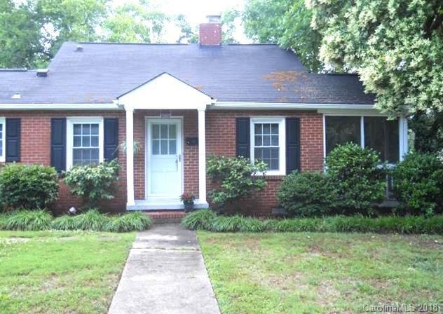 Welcome to Oakhurst! Come see this Charming Full B