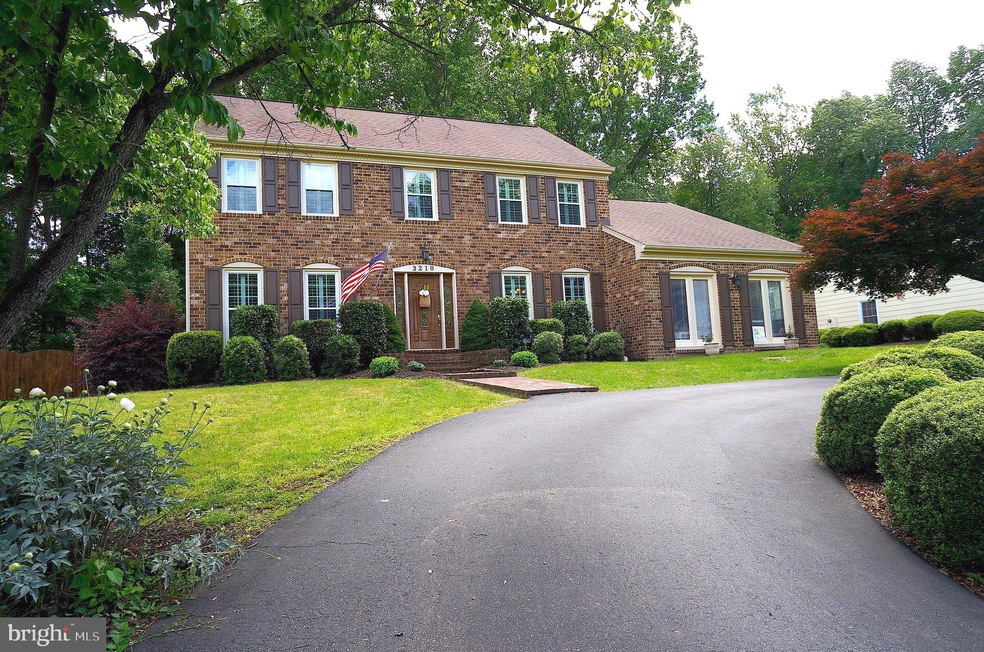 3210 Aquia Dr, Stafford, VA 22554 - photo 1