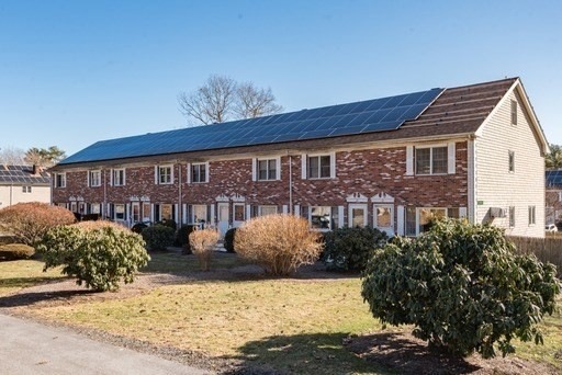 33 Robins St, East Bridgewater, MA 02333 - photo 1