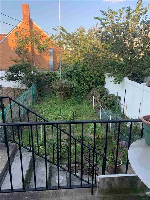 522 23rd St, Union City, NJ 07087 - photo 1