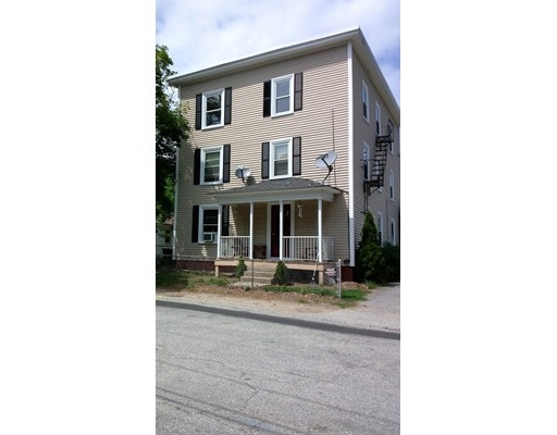 55 W Carpenter St unit 2, Attleboro, MA 02703 - photo 1