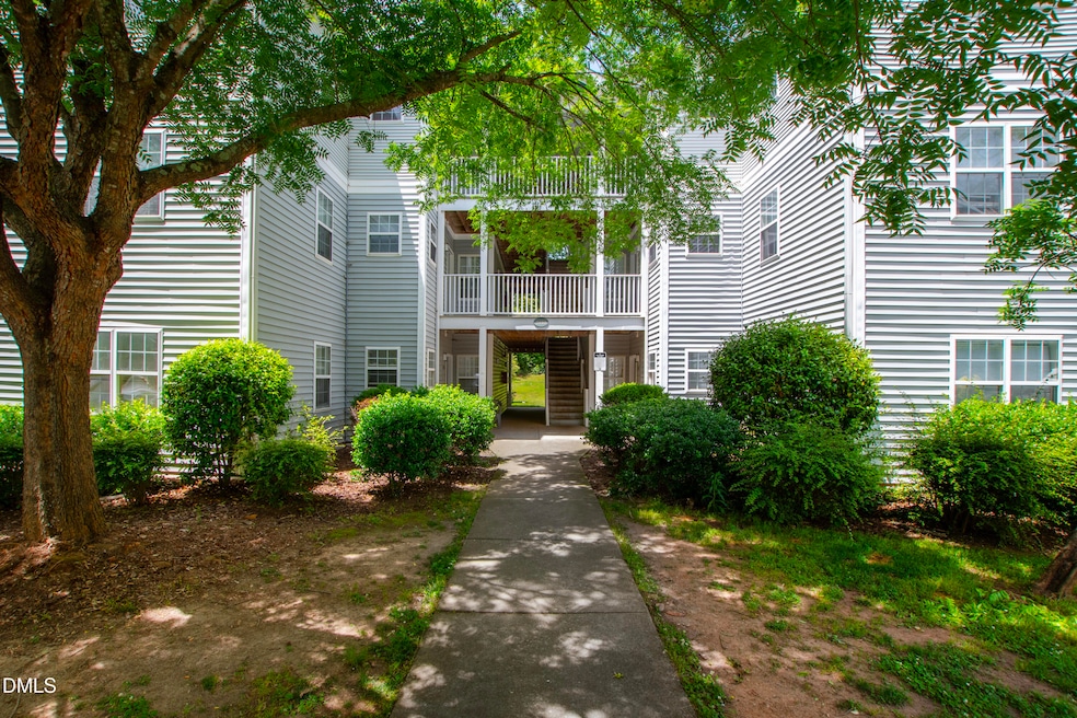 2100 Wolftech Ln unit 204, Raleigh, NC 27603 - photo 1