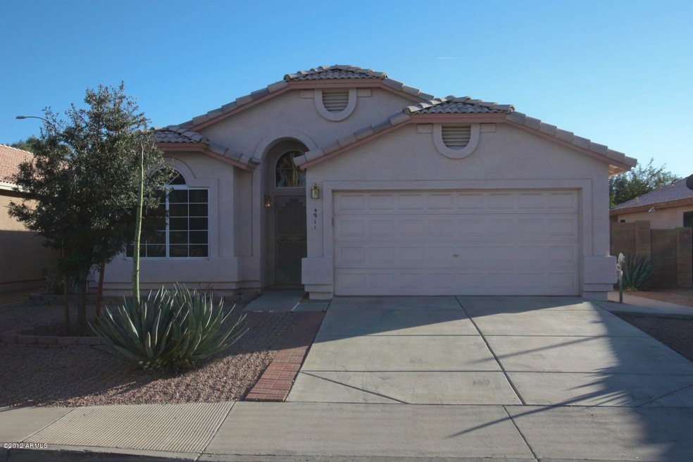 4911 E Holmes Front pic