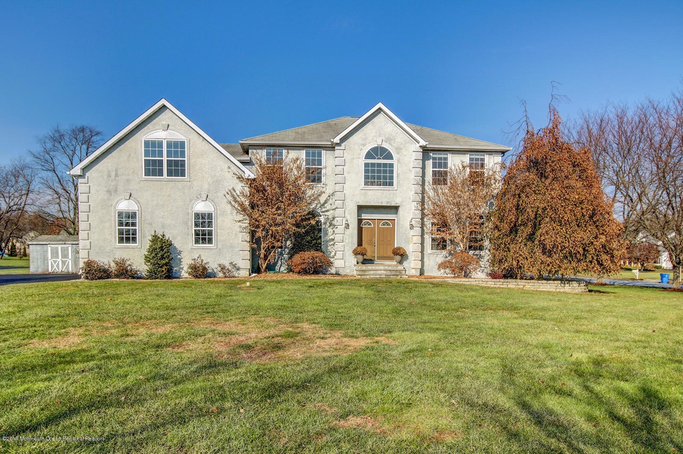 02_01Front_Exterior_mls
