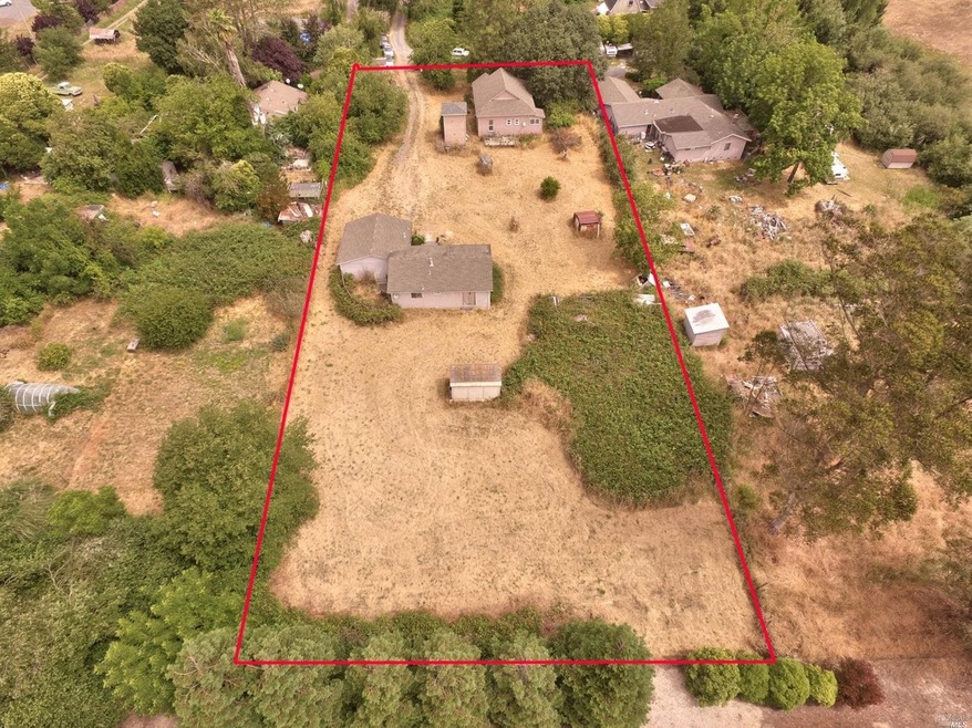 5081 Volkerts Rd, Sebastopol, CA 95472 - photo 1