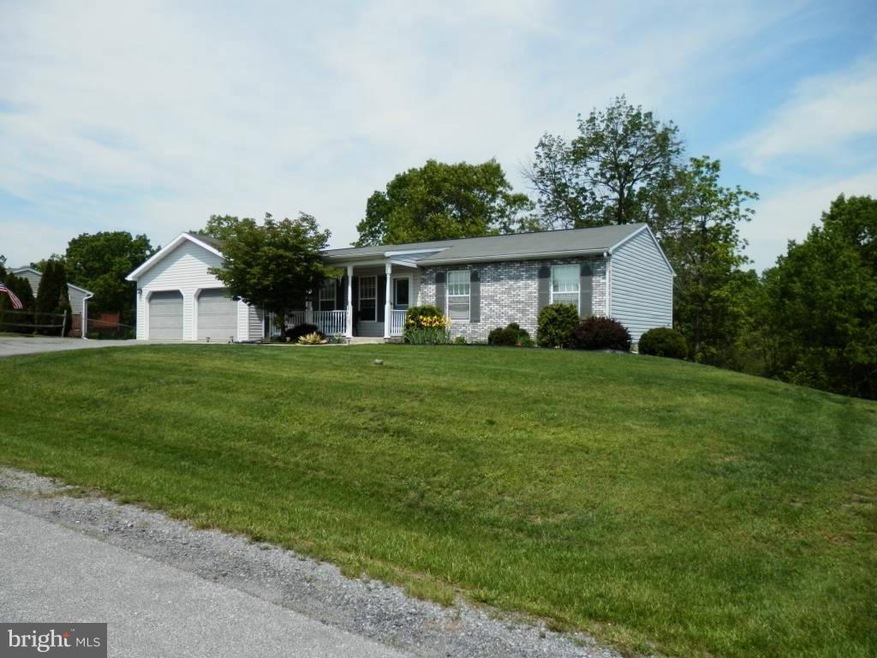 4191 Heiple Ct, Greencastle, PA 17225 - photo 1