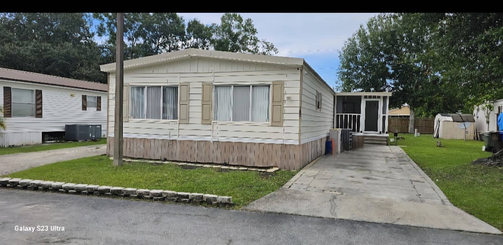 1080 Jack Calhoun Dr unit 187, Kissimmee, FL 34741 - photo 1