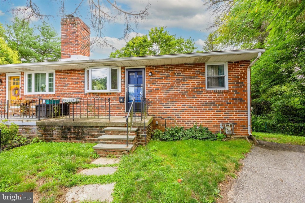 253 Callanan Ave, Bryn Mawr, PA 19010 - photo 1