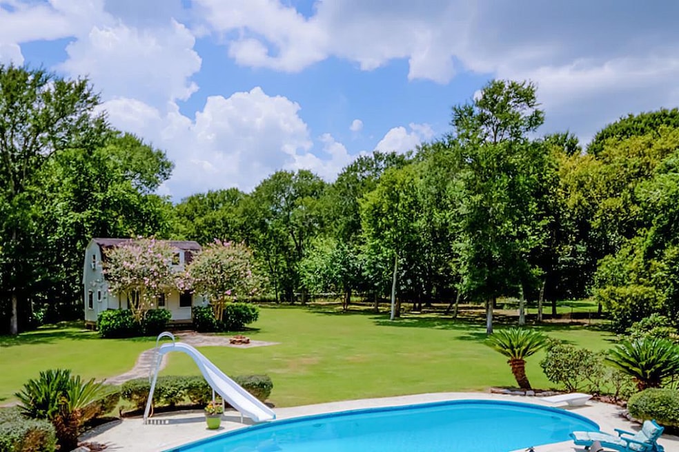 5203 J Albert Dr, East Bernard, TX 77435 - photo 1