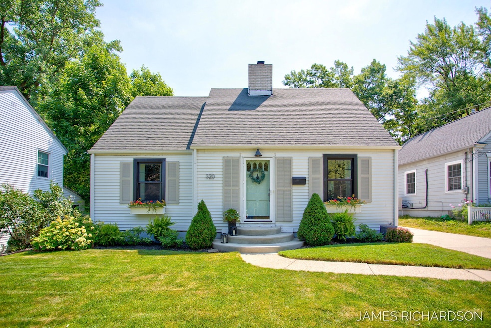 2-web-or-mls-320-lawndale-ave-ne