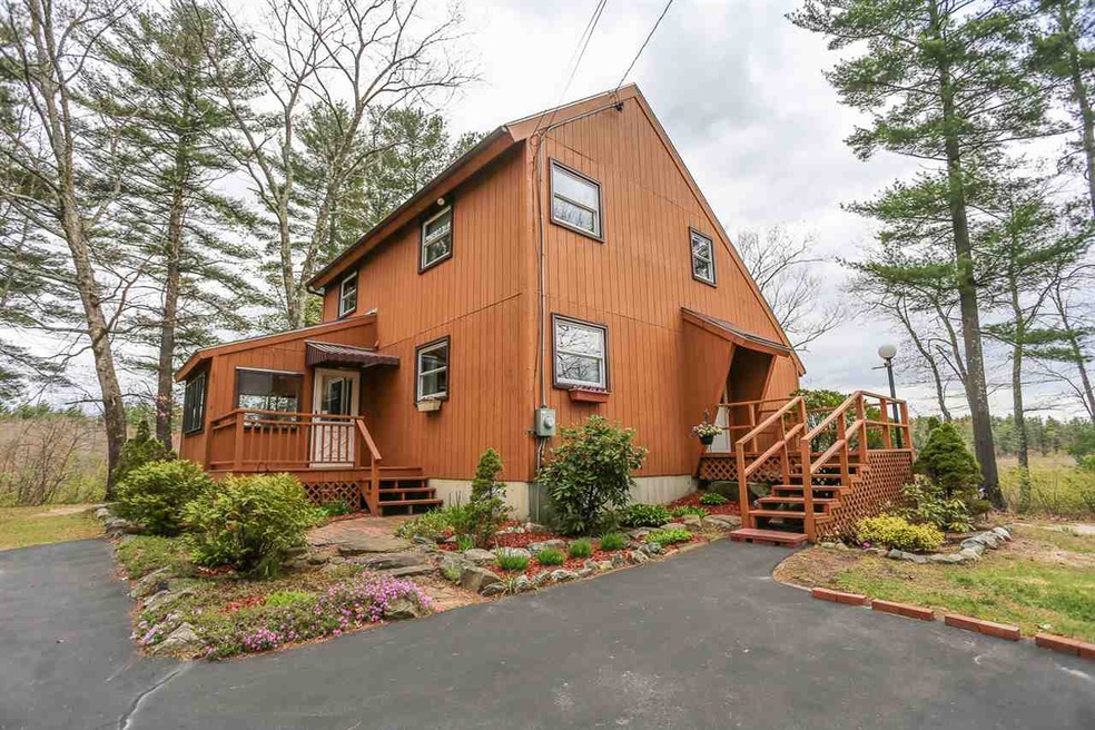 54 Hall Rd, Londonderry, NH 03053 - photo 1