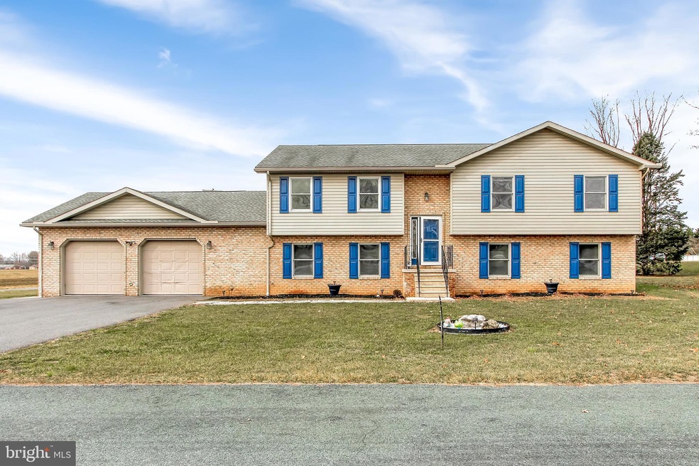 756 Joy Dr, Greencastle, PA 17225 - photo 1