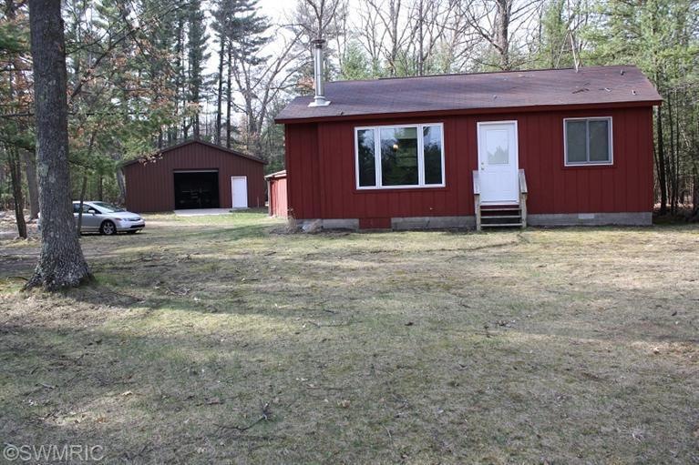 7574 N Centerline Rd, Brohman, MI 49312 - photo 1