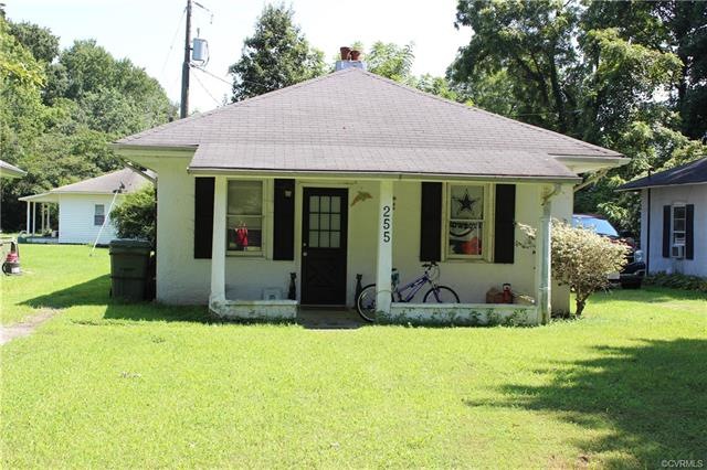 255 W Magnolia Ave, West Point, VA 23181 - photo 1