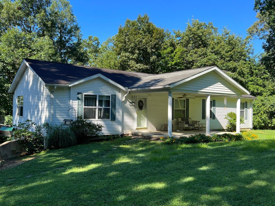 33233 Evening Dr, Logan, OH 43138 - photo 1