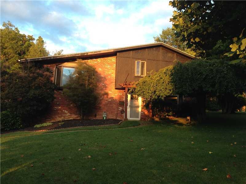 161 Wilps Dr, Herminie, PA 15637 - photo 1