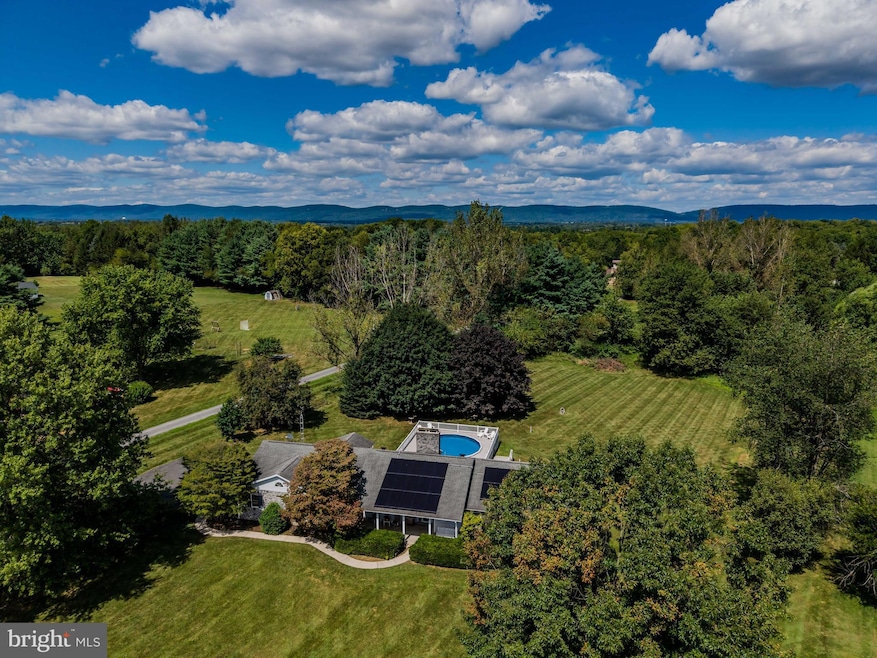 71 Hoover Rd, Carlisle, PA 17015 - photo 1