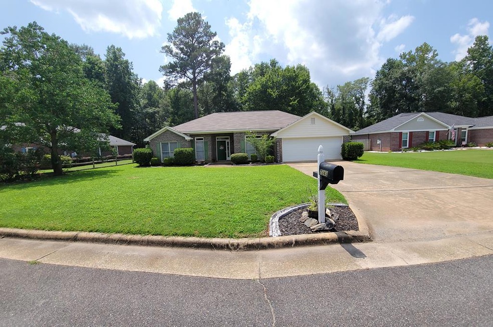 7243 Stone Creek Ln, Columbus, GA 31909 - photo 1