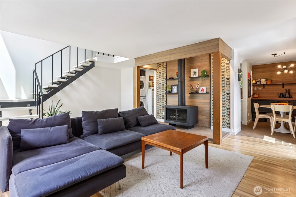 Pending $425,000