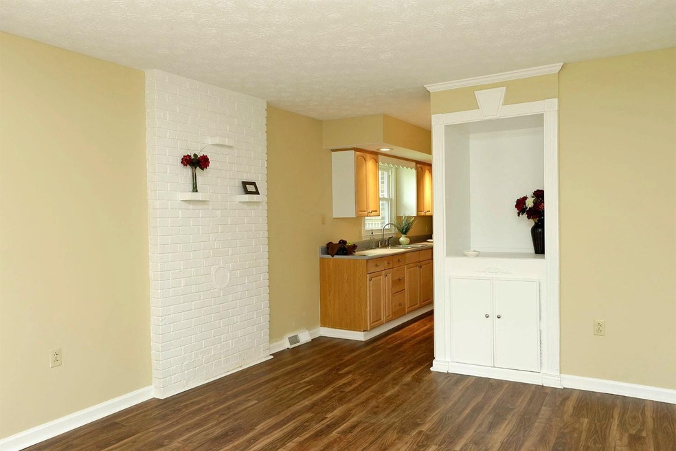 118 S Cumberland St, Berea, KY 40403 - photo 1