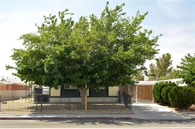 13720 Rodeo Dr, Victorville, CA 92395 - photo 1