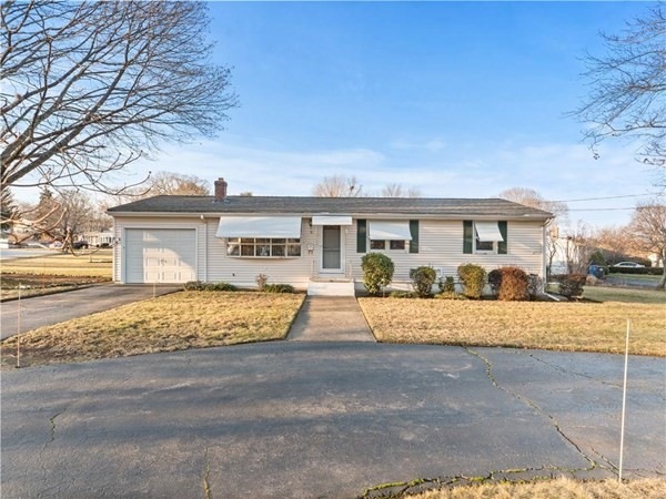 9 Wild Berry Dr, Cranston, RI 02920 - photo 1