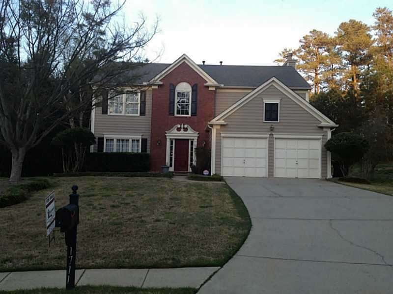 Exterior Front. Well maintained home in cul-de-sac