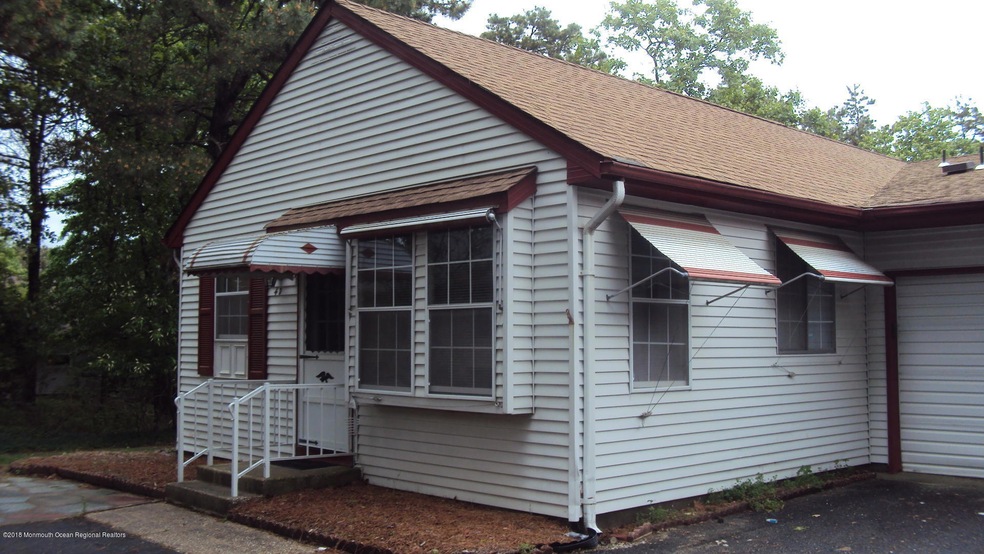 4C Bristol St unit D, Whiting, NJ 08759 - photo 1