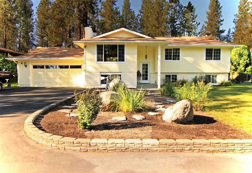 1115 E Greenleaf Dr, Spokane, WA 99208 - photo 1