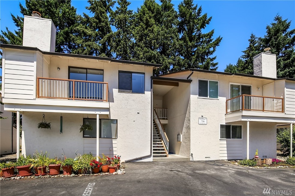 7316 NE 142nd Place unit C-3, Kirkland, WA 98034 - photo 1