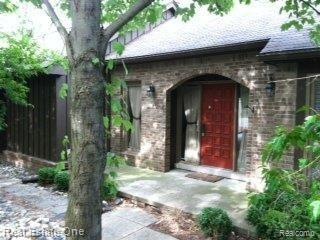 Ravineview Front3.JPG