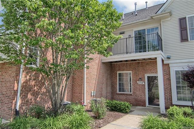 Front_Entry (1).jpg
