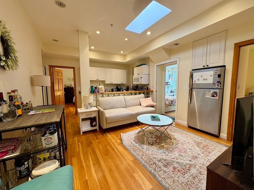 For Rent $4,300/month