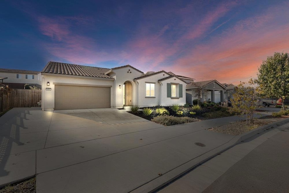 20 Hospital Rd, Hollister, CA 95023 - photo 1