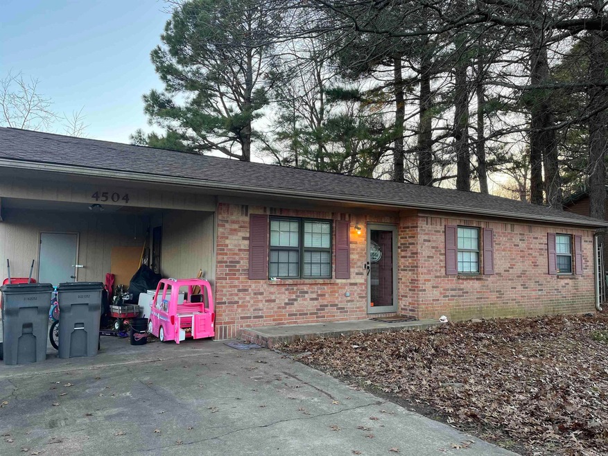 4504 Valley View Dr, Paragould, AR 72450 - photo 1