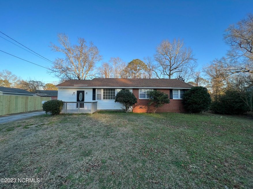 612 Aztee Rd, Jacksonville, NC 28540 - photo 1