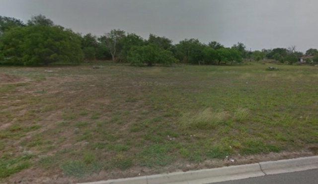 1718 S Oklahoma Ave, Weslaco, TX 78596 - photo 1