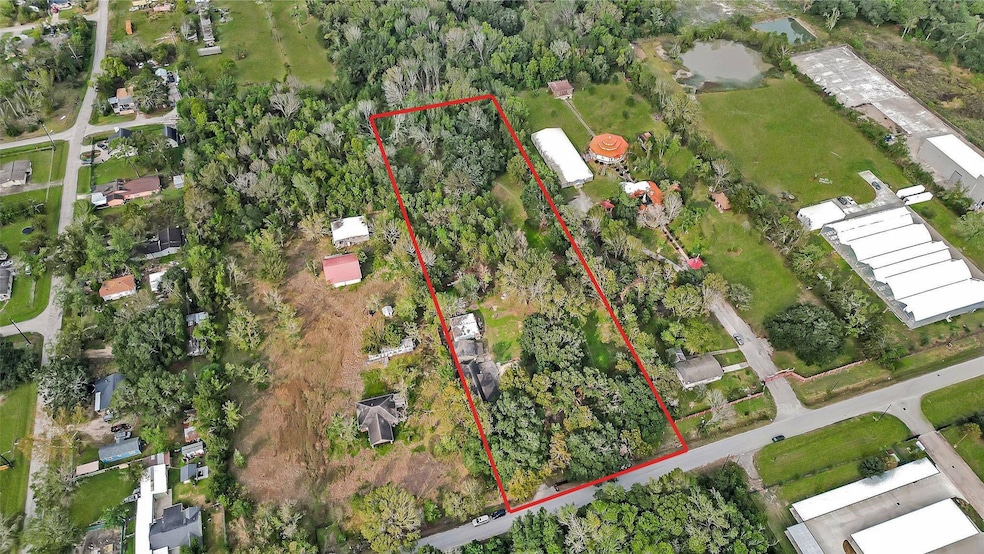 For Sale $1,400,000 • Co-Listing Agent