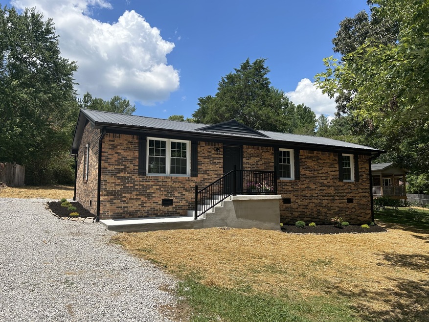 173 Glenburg Dr, Manchester, TN 37355 - photo 1