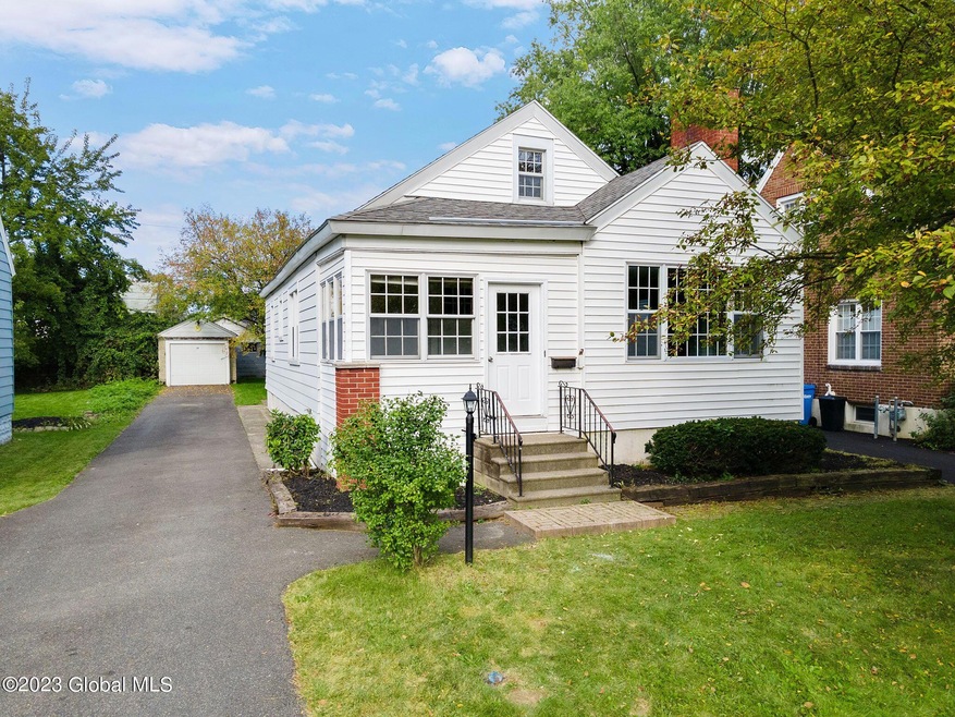 17 Fordham Ct, Albany, NY 12209 - photo 1