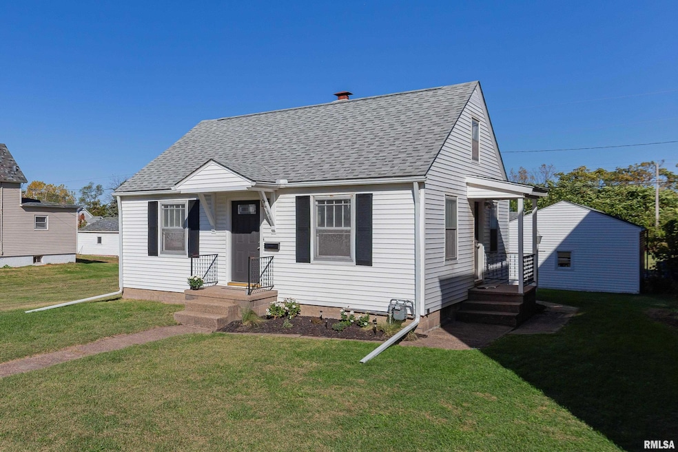 5431 3rd Ave, Moline, IL 61265 - photo 1