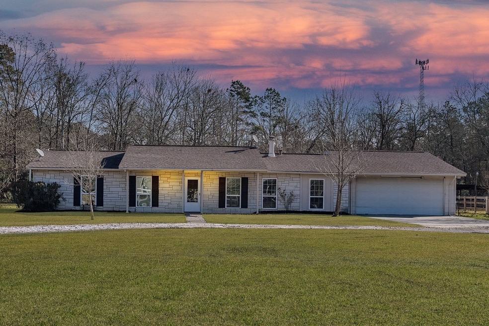 18869 Green Mesa Dr, Conroe, TX 77385 - photo 1