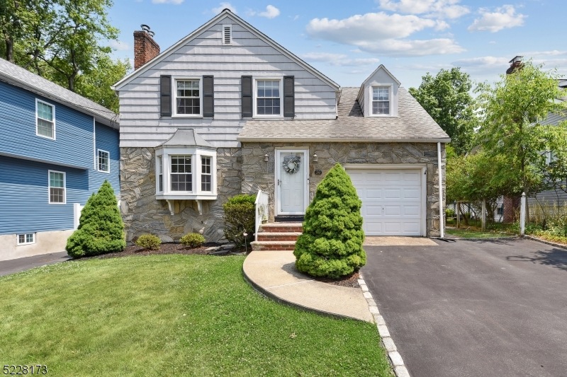 36 Amelia Ave, Livingston, NJ 07039 - photo 1