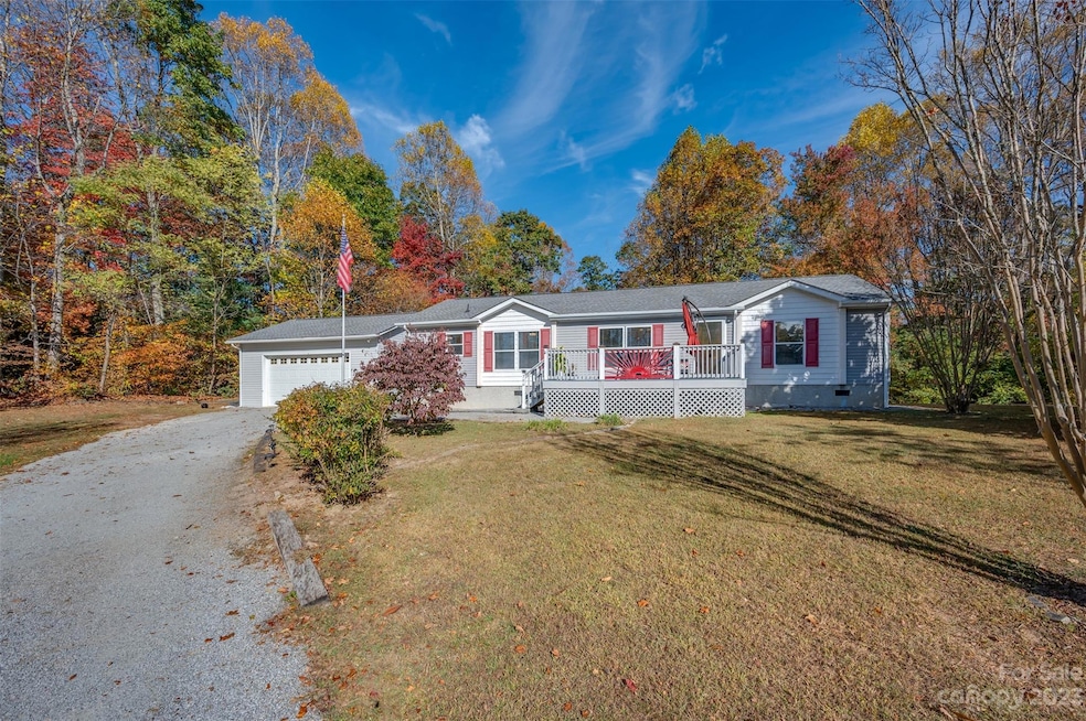 366 Sunrise Ridge Dr, Hendersonville, NC 28792 - photo 1