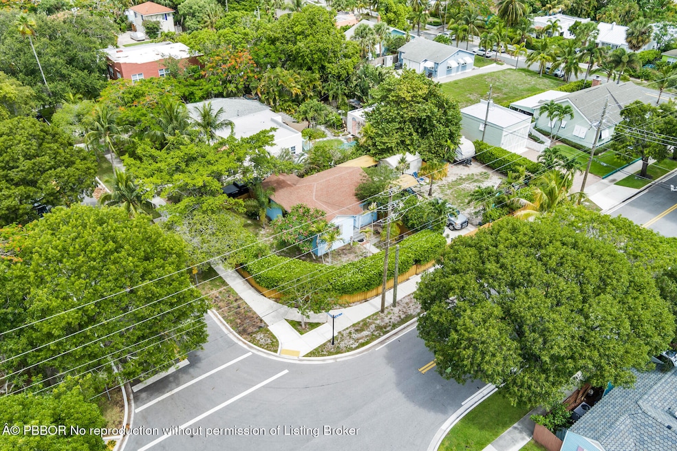 1915 Lake Ave, West Palm Beach, FL 33401 - photo 1